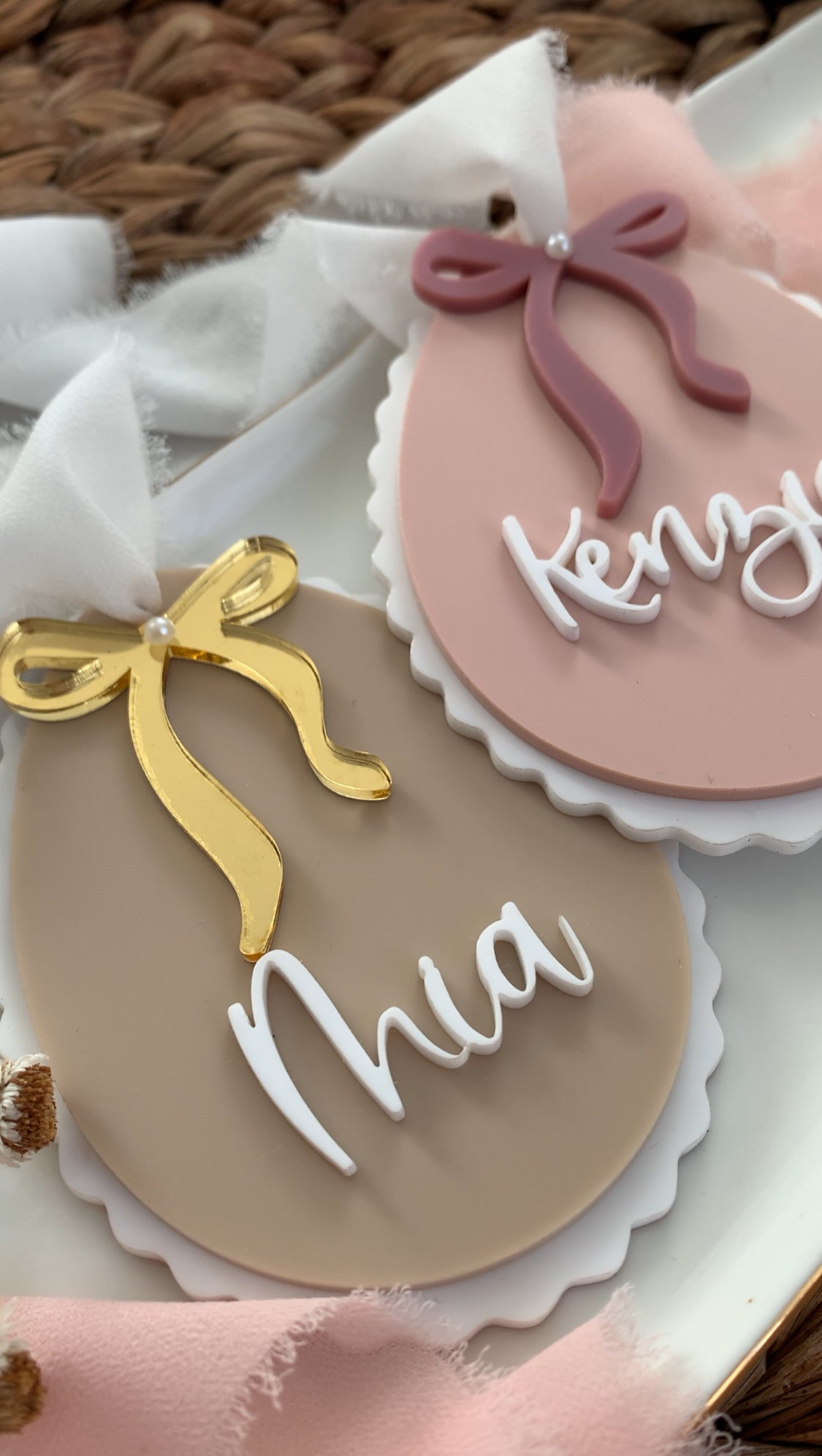 Pastel scalloped Easter basket tags with bows
