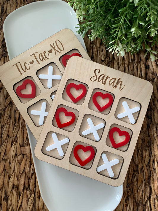 Valentine’s Day Tic Tac Toe Board