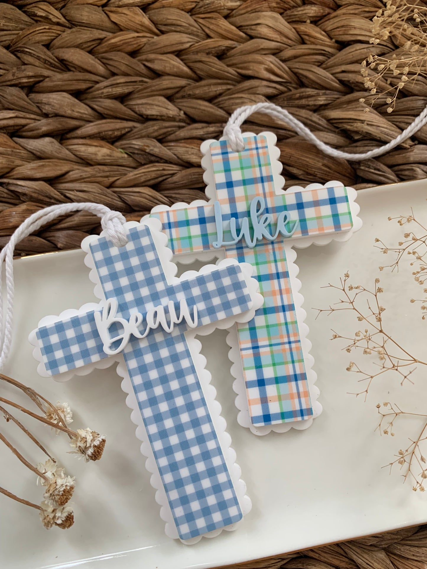 Scalloped Easter Basket Cross Tag