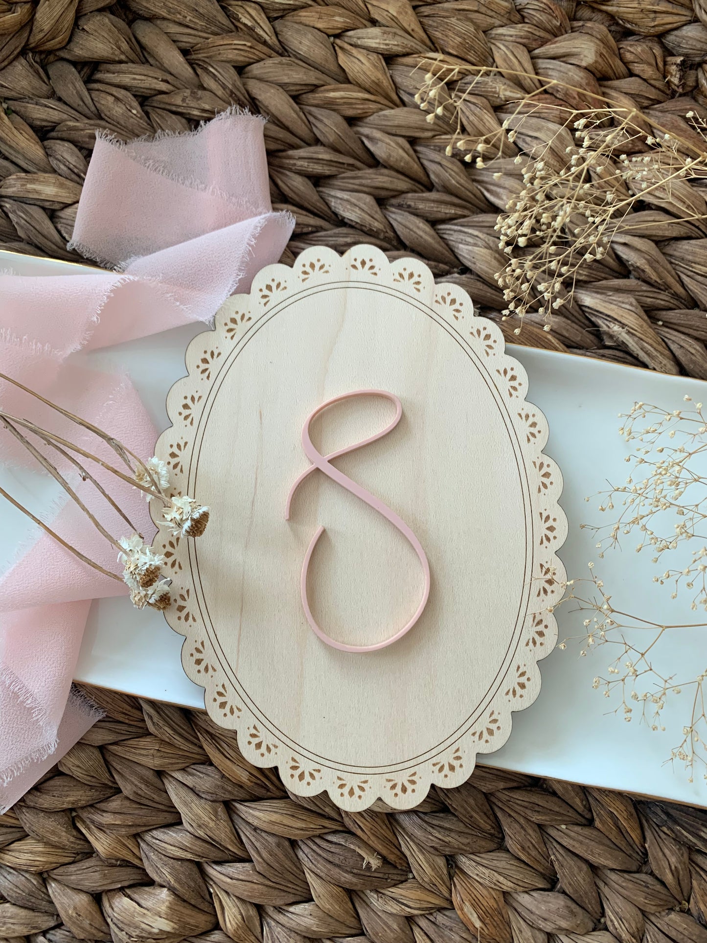 Nursery monogram plaque, scalloped oval baby initial shelf sign