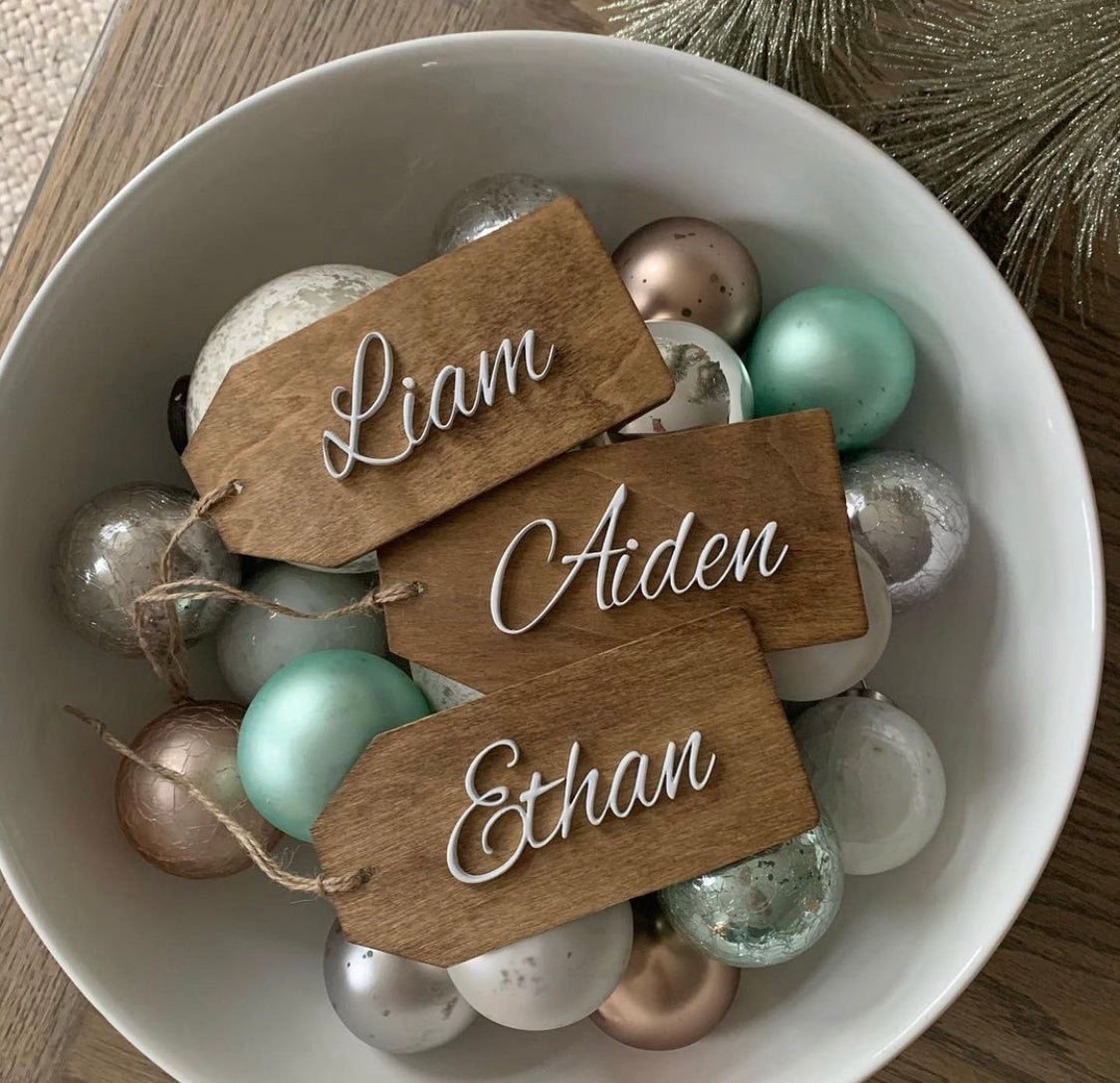 3D wooden Holiday gift tags